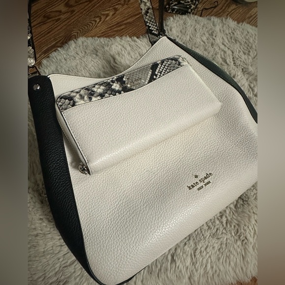 Kate Spade Leila triple compartment shoulder bag with matching wallet - Picture 10 of 16